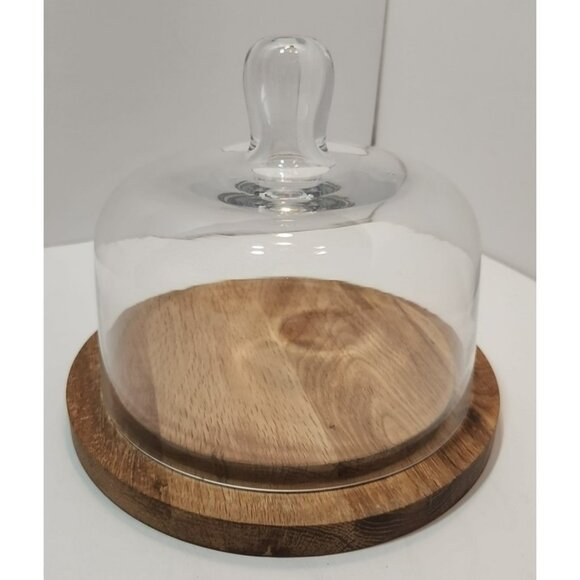Sagaform Oak Cheese/Dessert Dome with Hand-Blown Glass Lid 7.5" by 7.5" - Picture 8 of 13